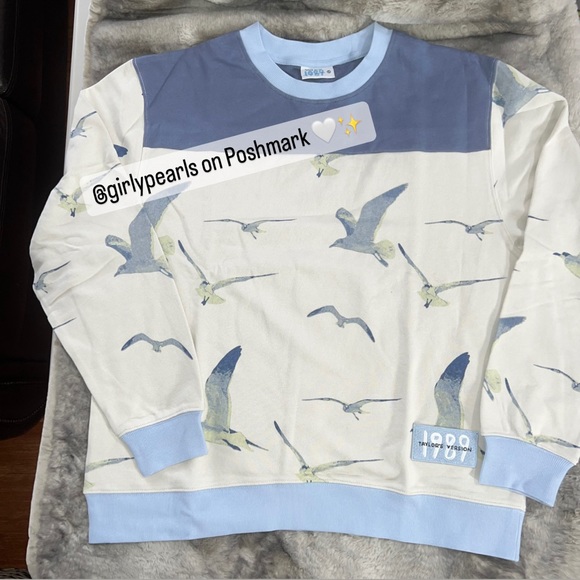 Official Taylor Swift 1989 (Taylor’s Version) Seagull Crewneck Sweatshirt NEW - Picture 6 of 10